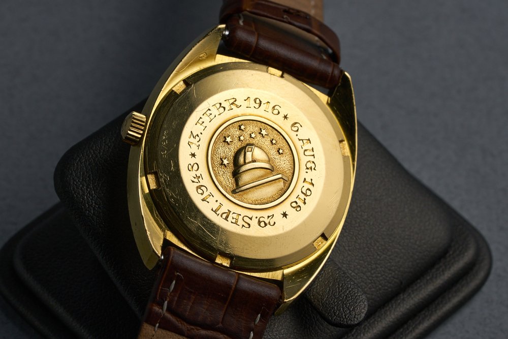 omega-constellation.yellowgold-168.009-silver.dial-23.9mill-oysterpalace-OP1704-11.jpg