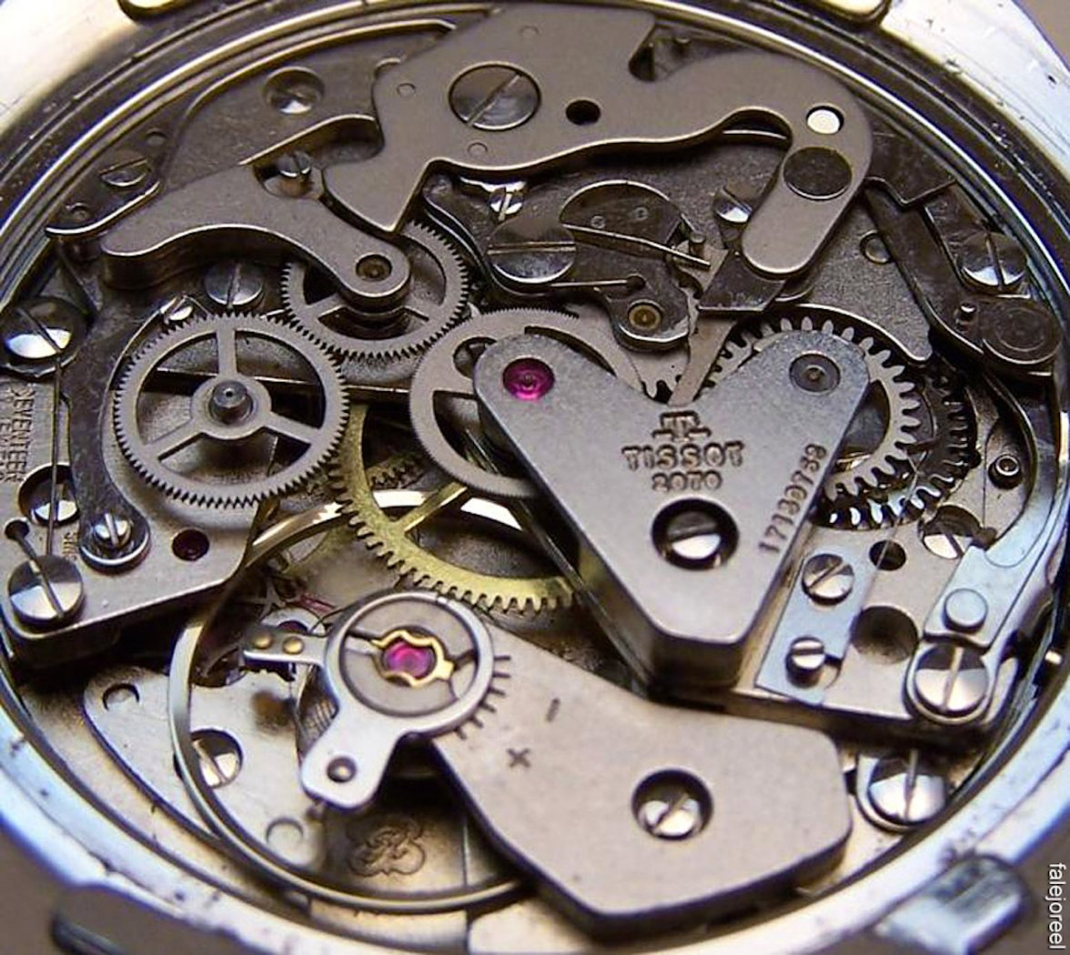 tissot-caliber-2070-valjoux-7734.jpg