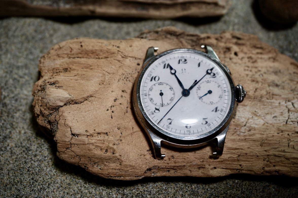 Omega 33,3 watch - Large - 1.jpg