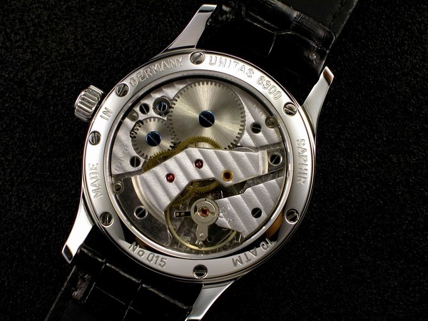 p889_i2643_jacques-etoile-medicus-silver-limited-edition-of-50-timepieces.jpg